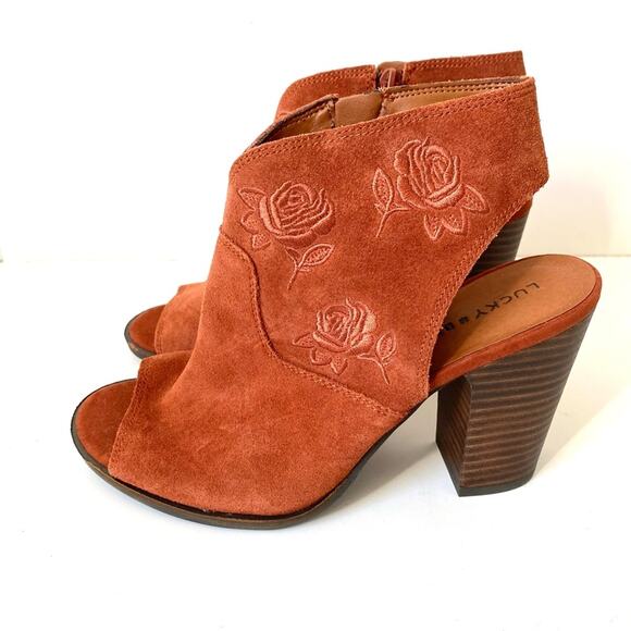 Lucky Brand Listana Heeled Open Toe Suede Zip Up Shoes NWOB size 9.5 - Picture 2 of 10